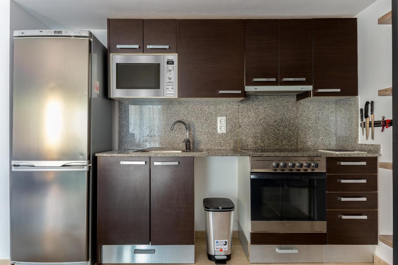 Nido 409 G Apartment โรเซส ภายนอก รูปภาพ